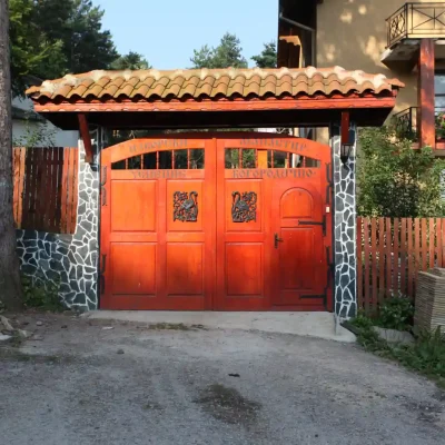 Izvorski manastir 7
